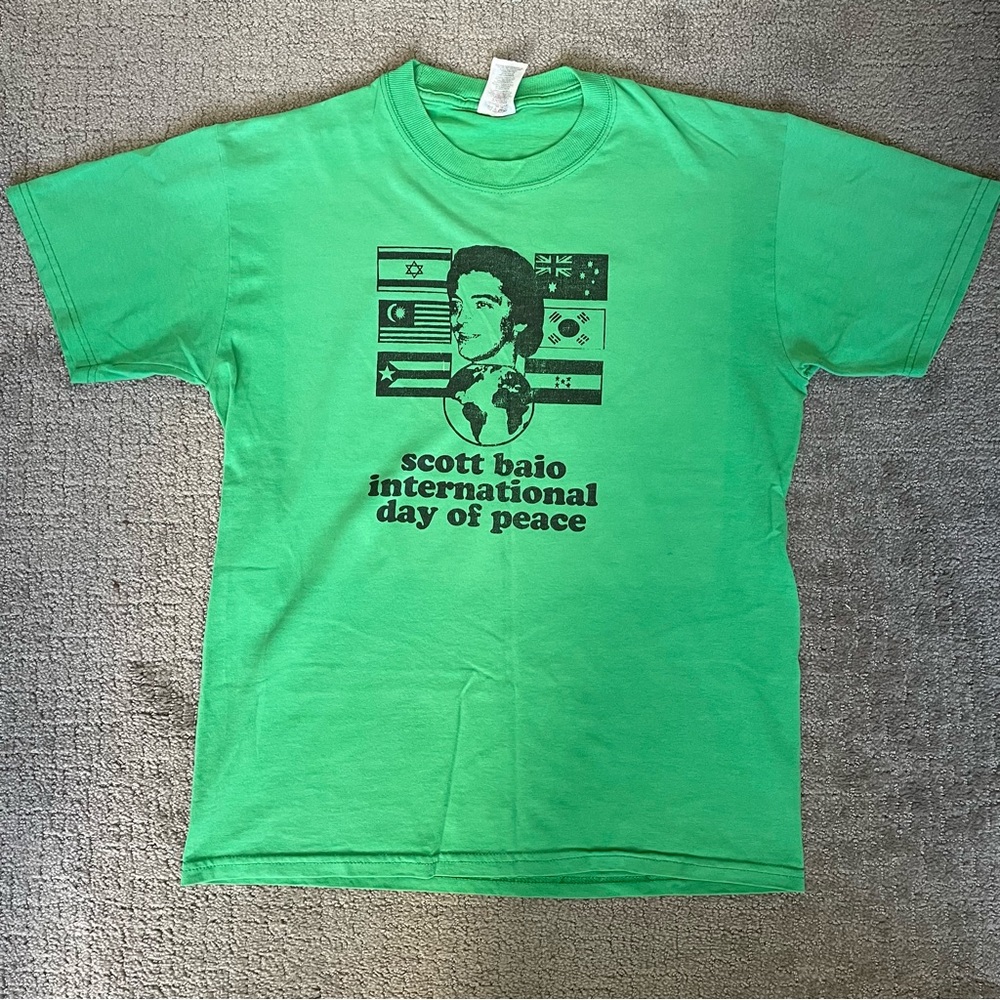 Jerzees Heavyweight Blend Graphic Shirt Scott Baio International Day of Peace
